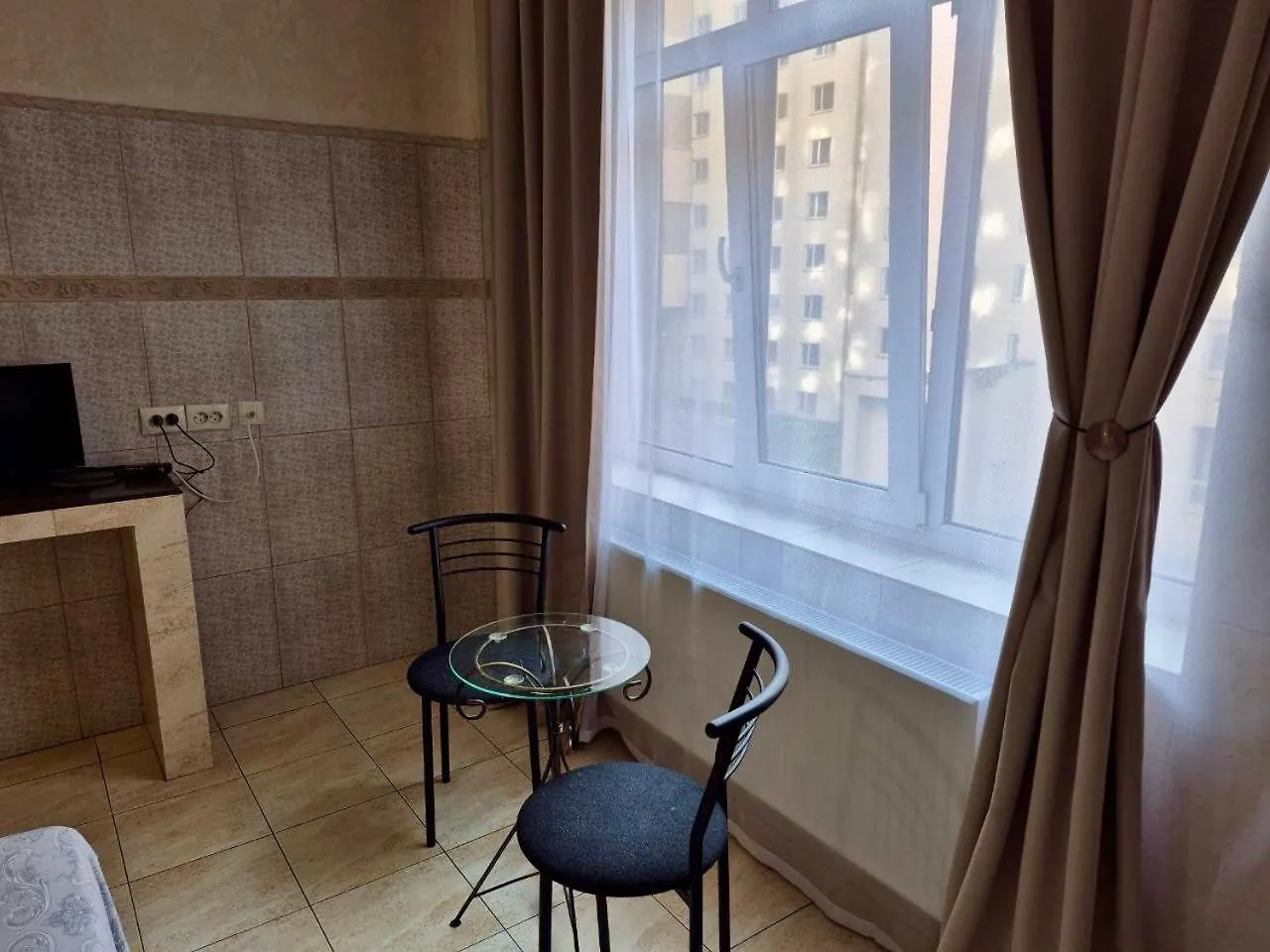 Studio Apartment Metro Pechersk Kiev Ukraine